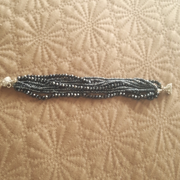 Drop the Ball Bracelet - Picture 2 of 4